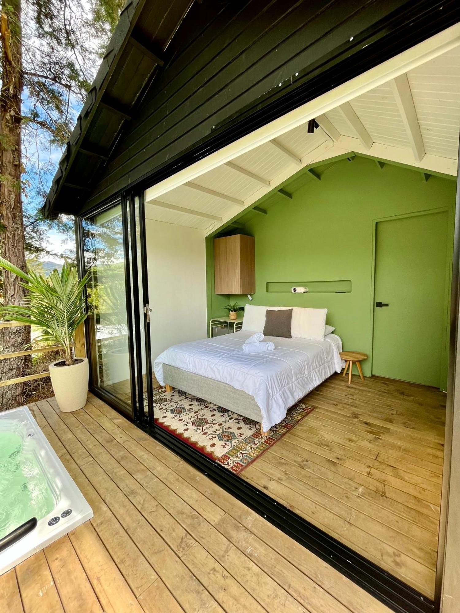 Soy Local Guatape Hotel Екстериор снимка